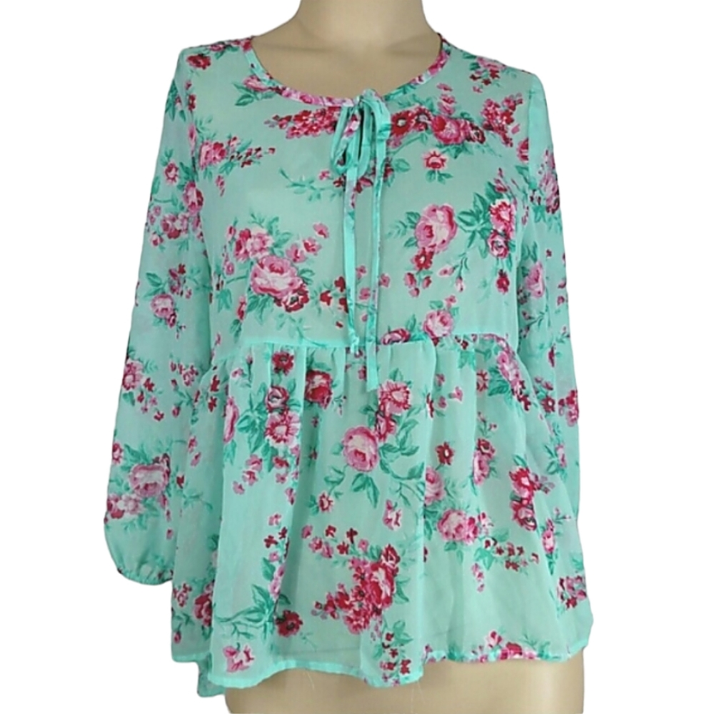 TEENBELL Floral Top Small